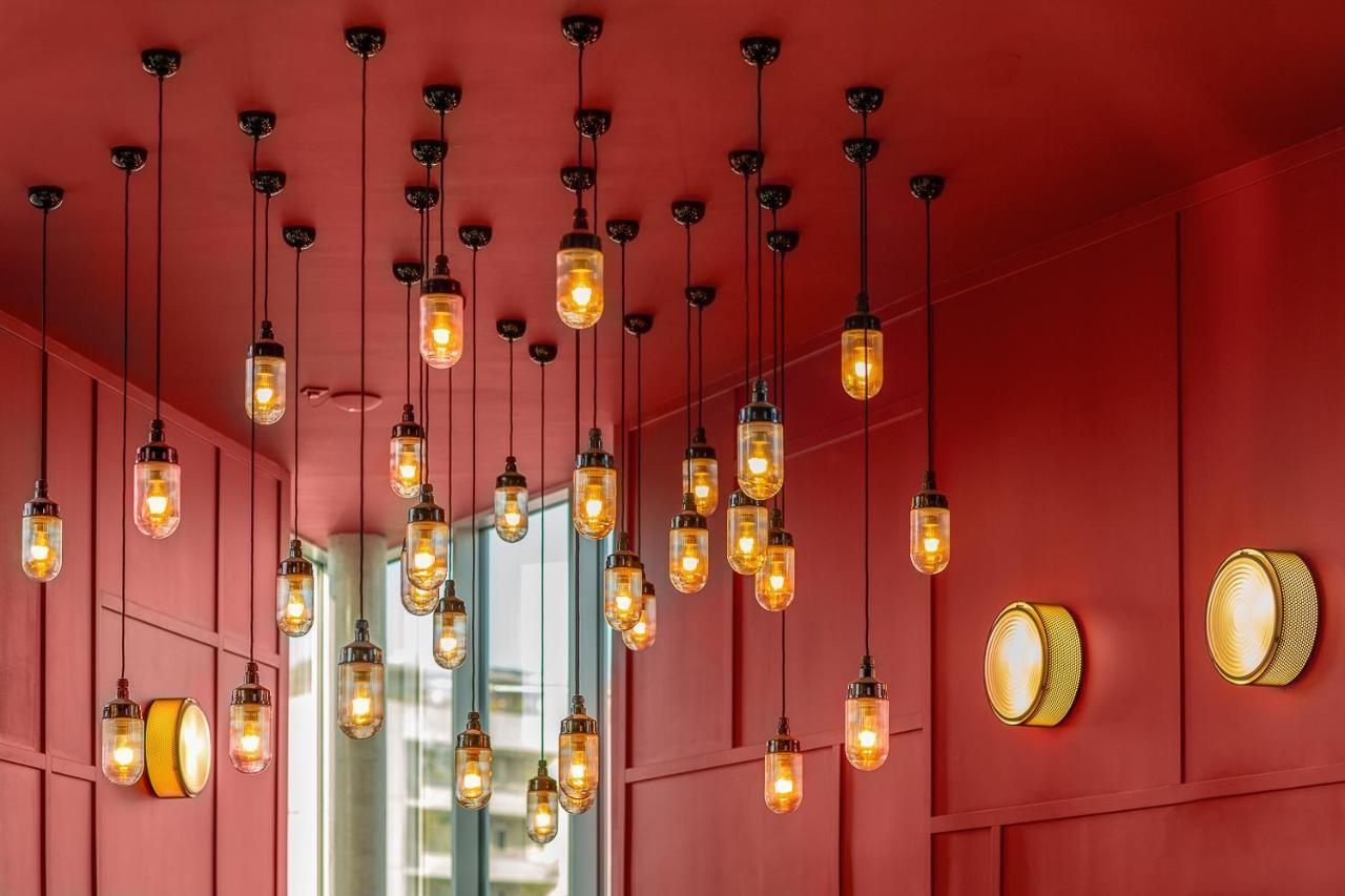 Eklo Bordeaux Centre Bastide Hotel ภายนอก รูปภาพ