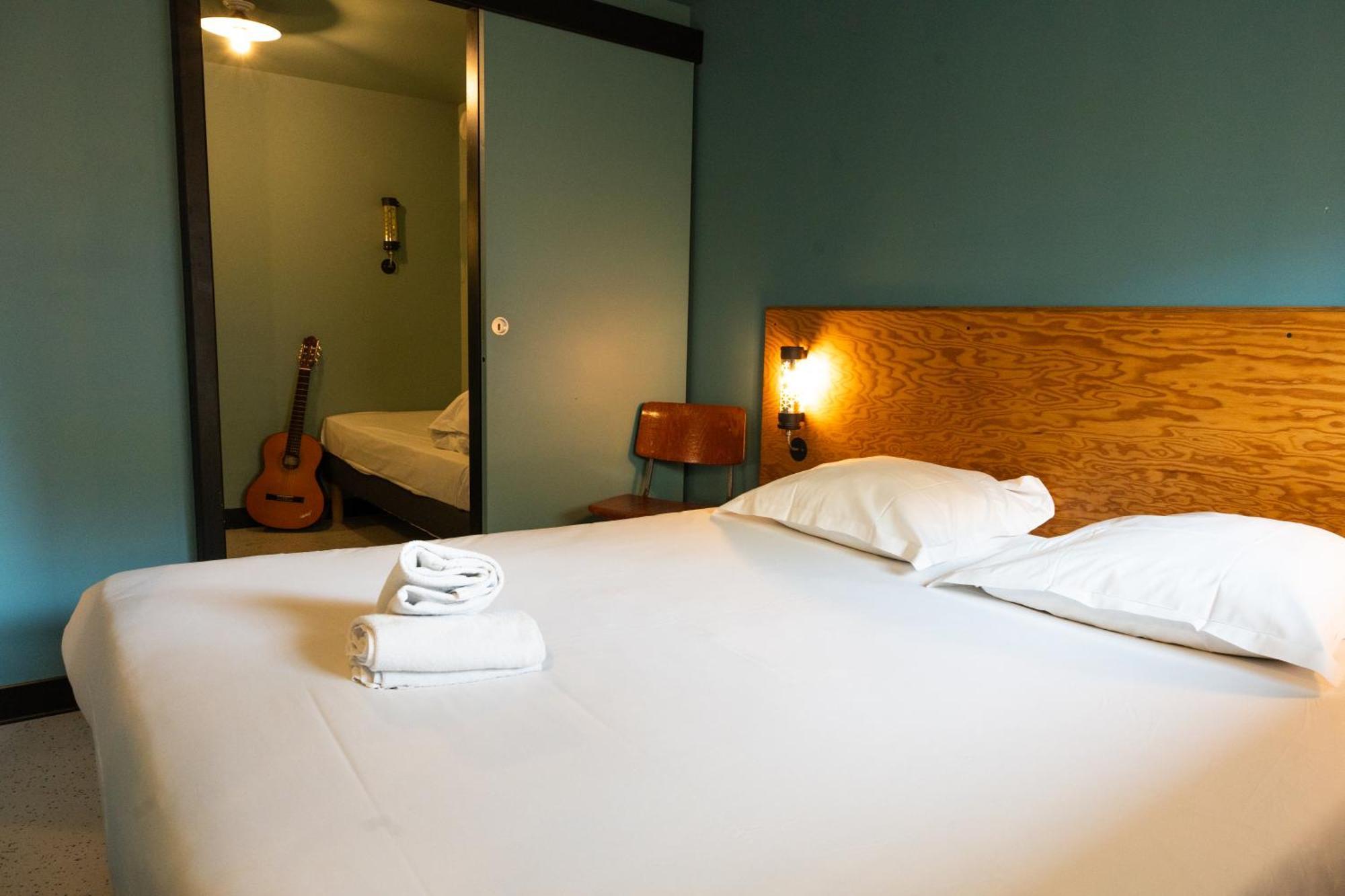 Eklo Bordeaux Centre Bastide Hotel ภายนอก รูปภาพ