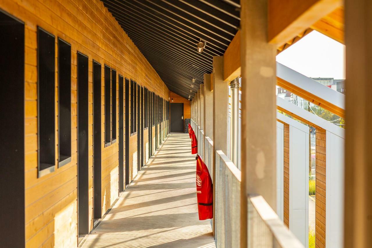 Eklo Bordeaux Centre Bastide Hotel ภายนอก รูปภาพ
